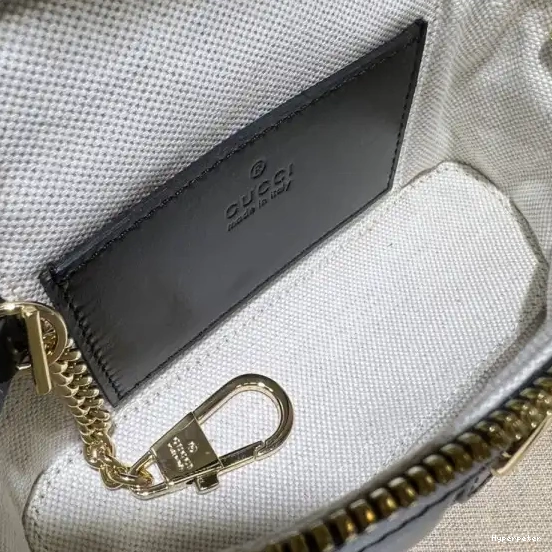Hyperpeter handle Matelassé mini top bag GG GUCCI 0510
